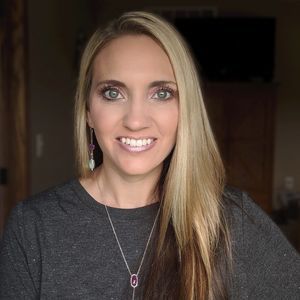 Meet your Posher, Shelly